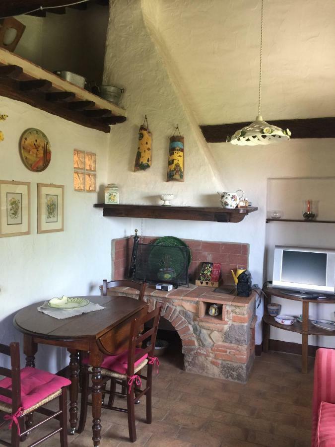 Romantico Cottage Радикофани Екстериор снимка